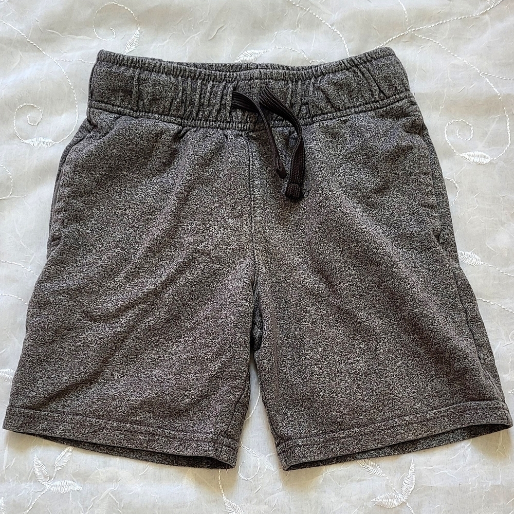 Garanimals Charcoal Gray Shorts Boys Size 5 Long Relaxed Fit Drawstring